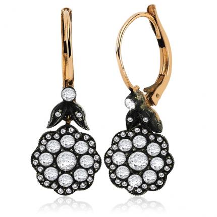 0.85 ct. Elmas Divanhane Çivisi Küpe